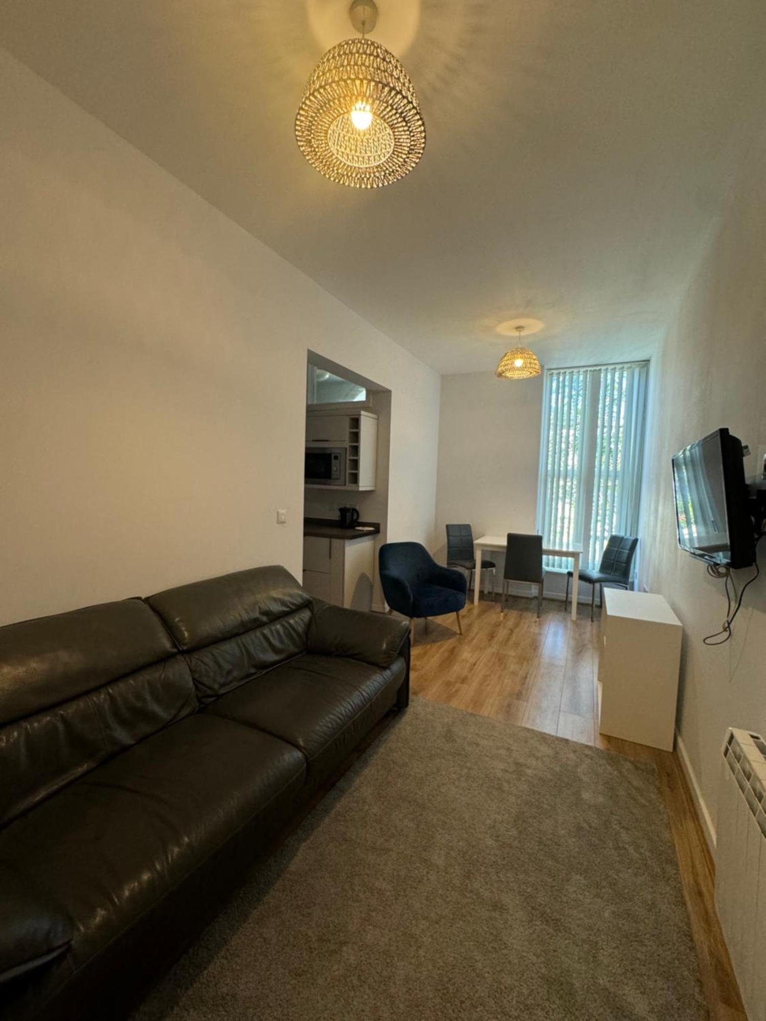 Armyn House Apartments, Your Coastal Escape In Falmouth Esterno foto