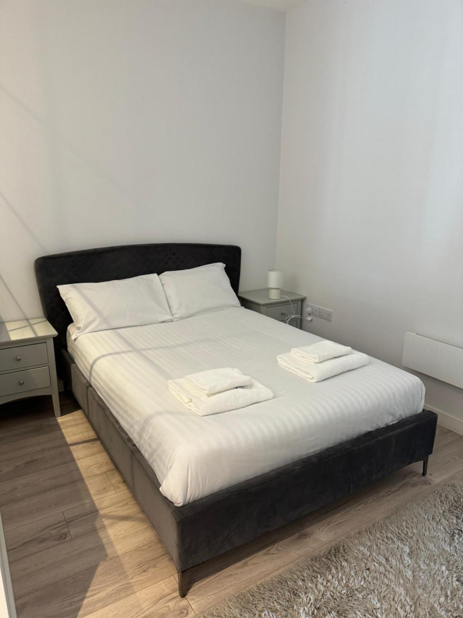 Armyn House Apartments, Your Coastal Escape In Falmouth Esterno foto
